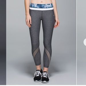 Lululemon Inspire Tight II (Mesh) Sea Side Silver Fox Alberta Lake Size 6